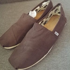 Toms size 11